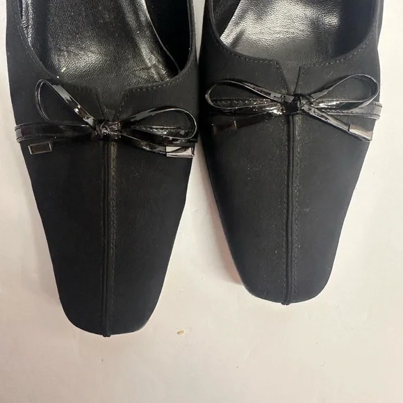 Vaneli Black Heel with Bow Accent 7.5N - Picture 3 of 9